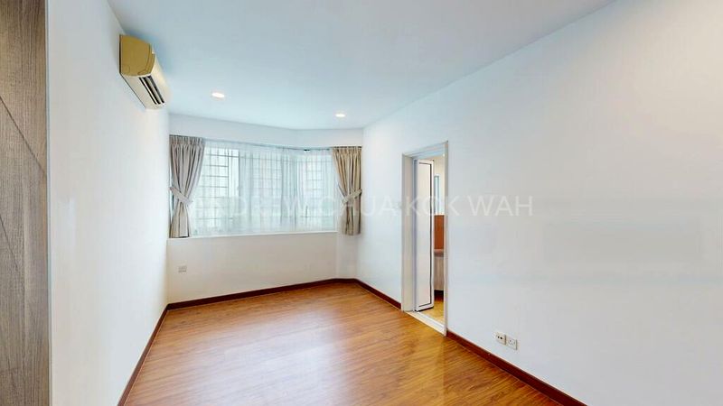 2 Bed Condo for Sale in  Astor Green - Image 4
